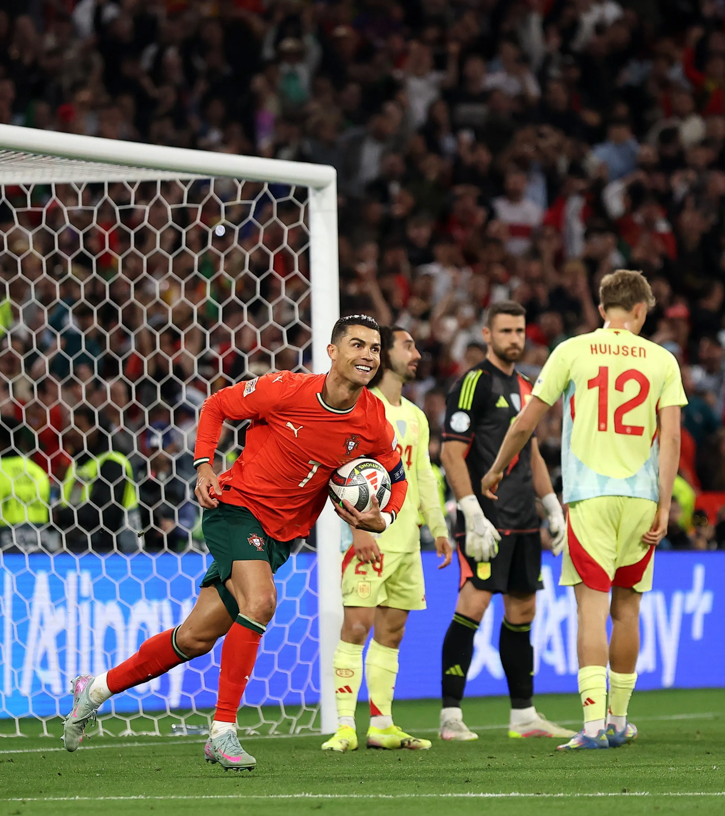 国内顶尖球队再次证明实力,夺得比赛冠军的是谁